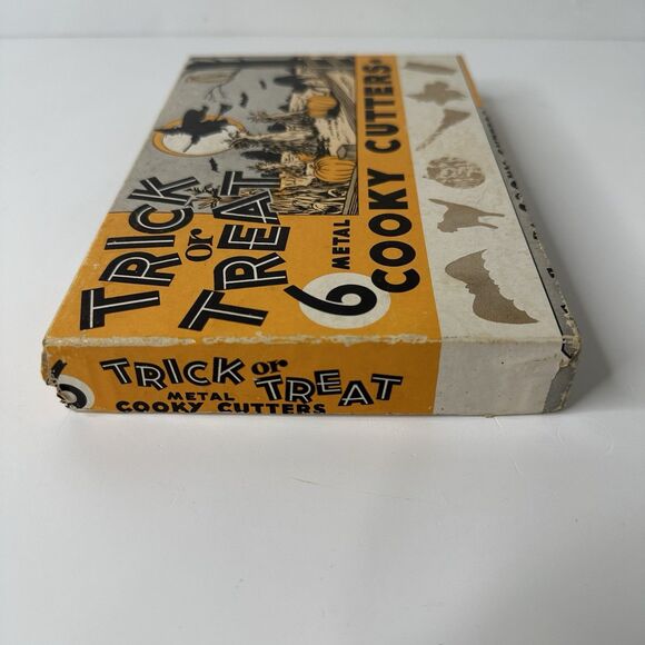 Vtg Halloween Trick Or Treat 6 Metal Cooky Cutters In Box Bat Witch Owl Cat 50s - Picture 8 of 16